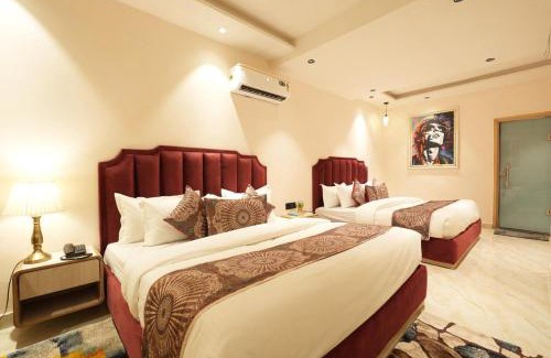 Amritsar Hotel | Levelup Plus Saffron Luxe