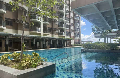 Pasay Condo | Levi & Moon Relax and Chill