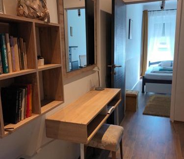 Kaposvar Apartment | Lezser apartman