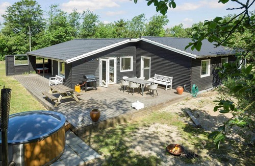 Spøttrup House | LF14143 Spøttrup - Basaltvej 1