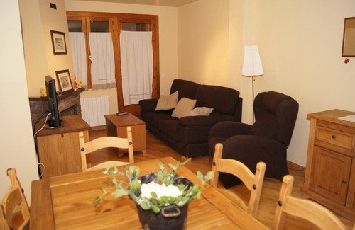 Linsoles Apartment | LH Selva de Conques