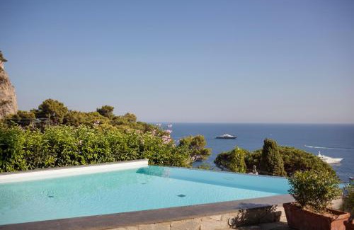 Marina Piccola Villa | LHP Suite Capri Villa La Giara
