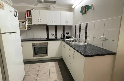 Mission Beach Apartment | Liana 4 ~ Beach Lovers All at your finger tips