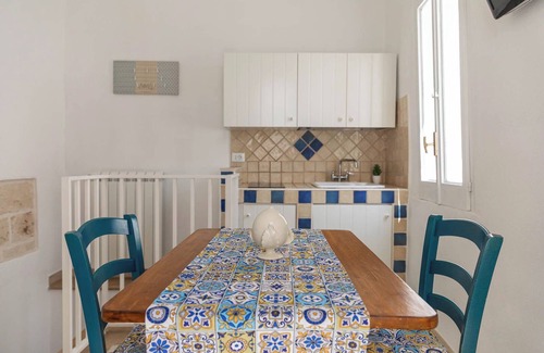 Centro Storico Apartment | Libeccio dwelling - historic center a few meters from the sea