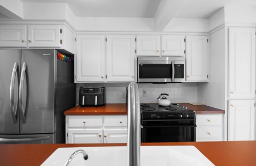 Lost Bridge Village Cottage | Life is good at Cabin Allswell, Beaver Lake, Garfield, Lake view tranquility