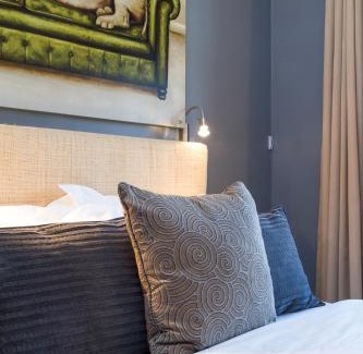 Stellenbosch Central House | Life & Leisure Boutique Guesthouse
