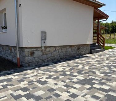 Kazar House | Liget Vendégház