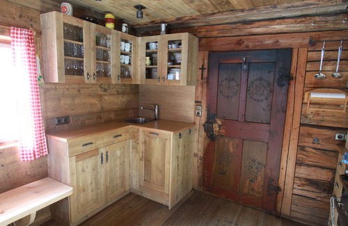 Innervillgraten Cabin | Light, air, tranquility, landscape. Immerse yourself in another world.