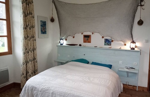 Bruges-Capbis-Mifaget House | Light and airy gîte in the heart of the Pyrenees.