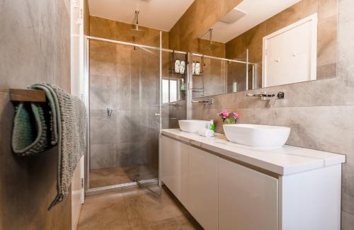 Werribee House | Light-Filled Werribee Escape