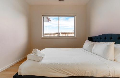 Werribee House | Light-Filled Werribee Escape