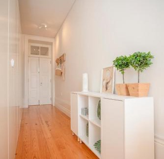Bonfim Apartment | Liiiving in Porto - Downtown Balcony Studio