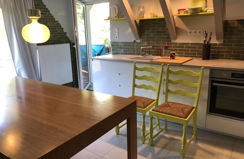 Mainstockheim Apartment | Lila Wolken serviced apartment directly on the Main cycle path. Ideal for vacations