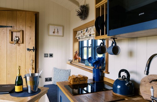 Redmile Cottage | Lillie's Shepherds Hut at Shepherds Lodge