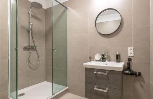 Tempelhof Apartment | Limehome Berlin Luise Henriette Str - Digital Access