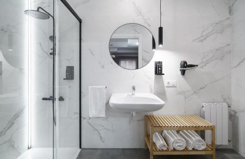 Castanos Apartment | Limehome Bilbao Tristan de Leguizamon Kalea