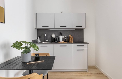 Innenstadt Apartment | limehome Osnabrück Johannisstr. | Deluxe Suite