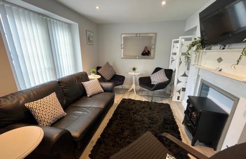 Cowbridge House | Limes Cottage