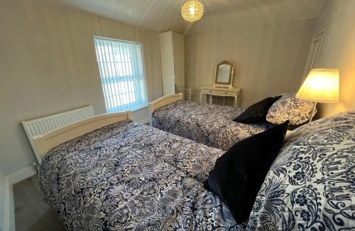 Cowbridge House | Limes Cottage