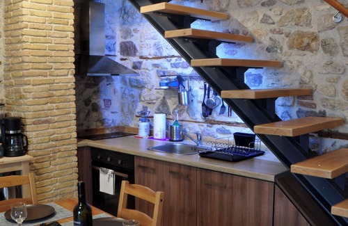 Limni Apartment | Limni Stone Apartments – Seaside Horizon