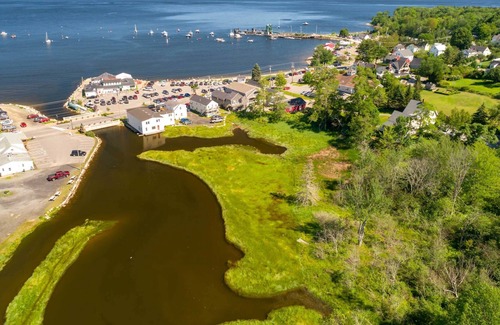 Lincolnville Apartment | Lincolnville Studio w/ Ocean-View Balcony!