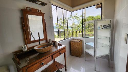 Centro House | Linda Casa Vista Mar, Praia Lagoinha, Bombinhas