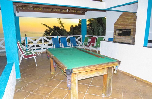 Borrifos House | Linda Costeira de 4 Suítes com Vista Para a Ilha de Alcatrazes