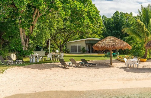 Discovery Bay Villa | Linga Awile - Your Private Beachfront Villa