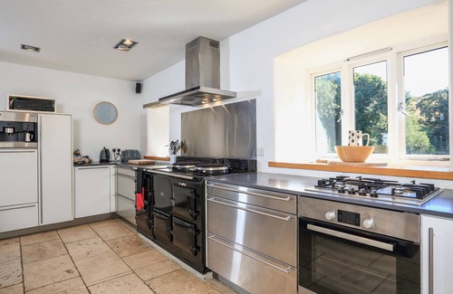 Kingsbridge Cottage | LINHAM BARN, pet friendly, luxury holiday cottage in Kingsbridge