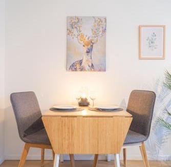 Olivedal Apartment | Linné Studio, Green Comfort Steps Away From Haga
