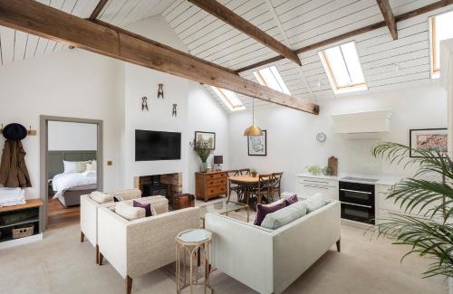 Stamford House | Linseed Barn- Stamford Holiday Cottages