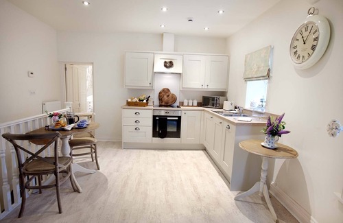 Giggleswick Apartment | Linton Court Coach House - Hayloft 1 - Settle, Yorkshire Dales