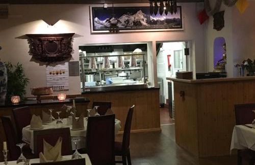 Hilperton Hotel | Lion and Fiddle