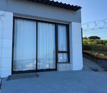 Mossel Bay Apartment | Lion's Cave 2