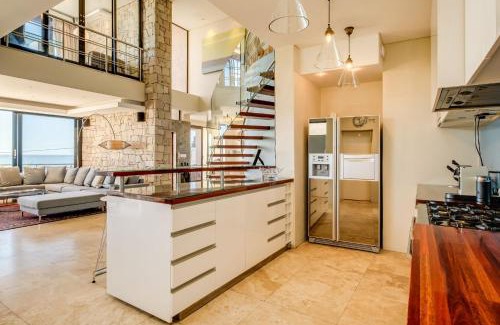Camps Bay Villa | Lions' Crest