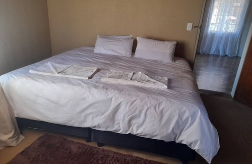 Lesotho Cabin | Liphofung cave chalets