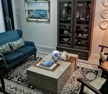 Malmesbury Apartment | Lisa's