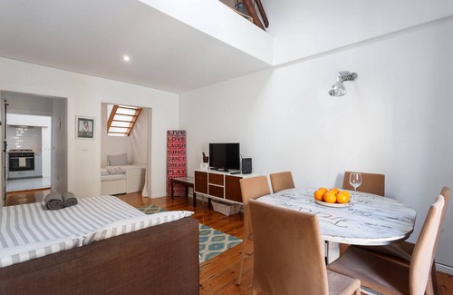 Santo Antonio Apartment | Lisbon Avenida Apartment