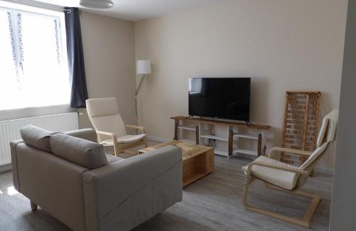 Uchizy Bed & Breakfast | Litdevin