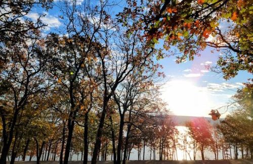 Blocker Apartment | Little Blue Charming Lakefront