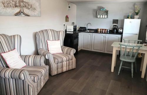 Langebaan Ski Chalet | Little Camelot