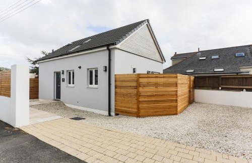 Playing Place House | Little Cedars House