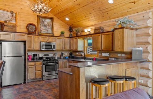 Greer Cabin | Little Colorado Lodge (Cabin 175)