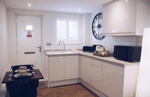 Herongate Apartment | Little Dunton Lodge 1