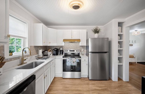 Sparta House | Little Elves Overlook