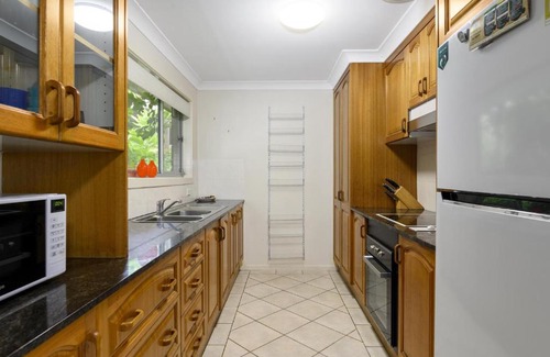 Emerald Beach Apartment | Little Emerald