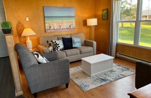 Savage Harbour House | Little Haven Cottage an ocean view 2 bedroom cottage in Savage Harbour