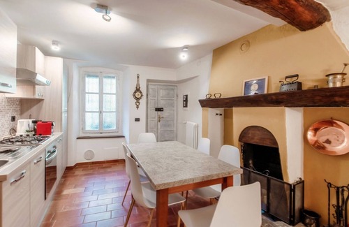 Sala Comacina House | Little house in the heart of Sala Comacina (WILLOW HOUSE)