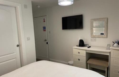 West Looe House | Little Mainstone Guest House