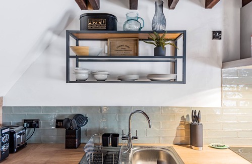 Milton Abbas Cottage | Little Maltings - that sleeps 2 guests in 1 bedroom